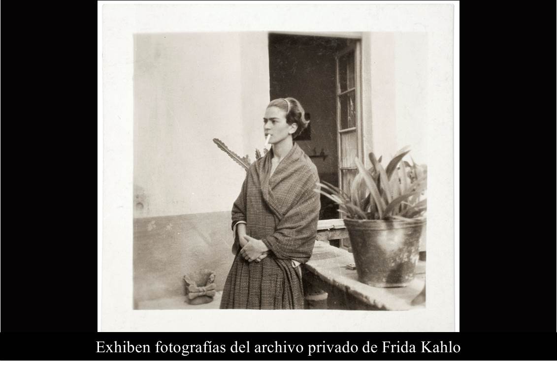 Exhiben fotografías del archivo privado de Frida Kahlo